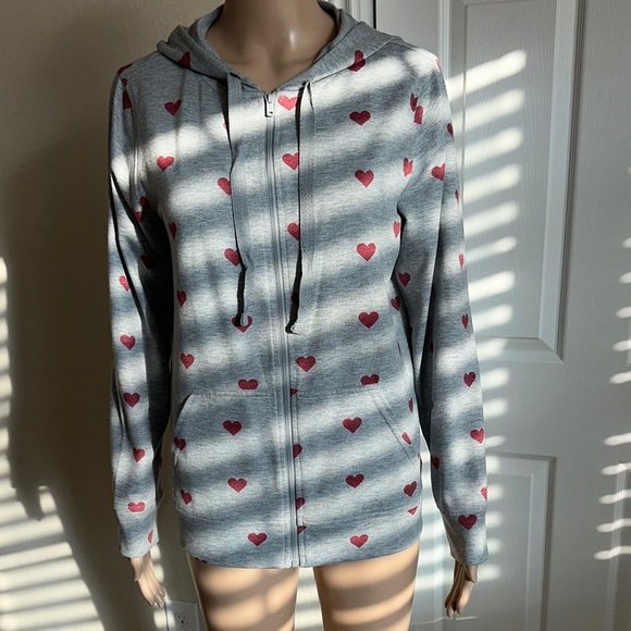 Style & Co. Tops - Style & Co. Gray Hoodie with Red Heart Pattern Size M.
